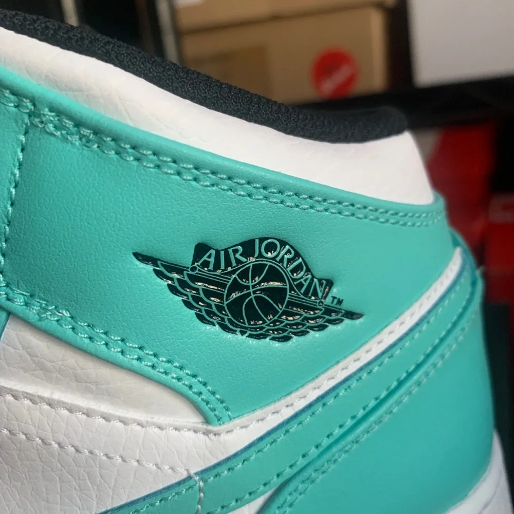 Nike Air Jordan 1 Mid Tropical Twist Black Shoes 554725-132 (GS) Youth Sizes - Picture 8 of 11